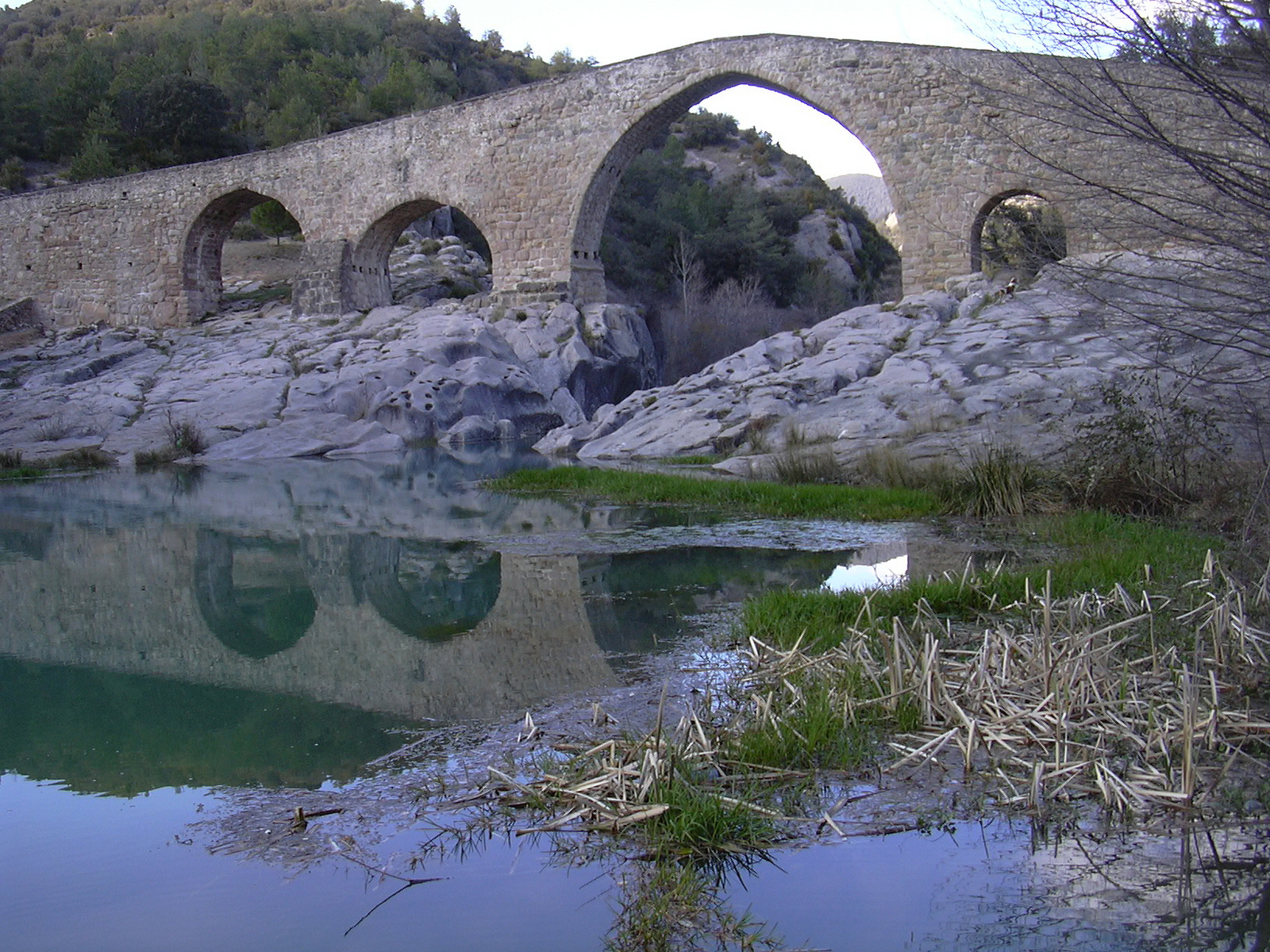 Pont i ermita de Pedret (Berguedà)
