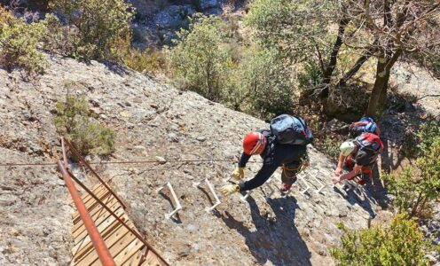 Camí Vertical  de la Lluna Plena (ferrada K3 i descens en 6 ràpels de 30 metres cadascun)