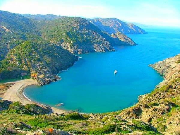 Les Cales del Port de la Selva