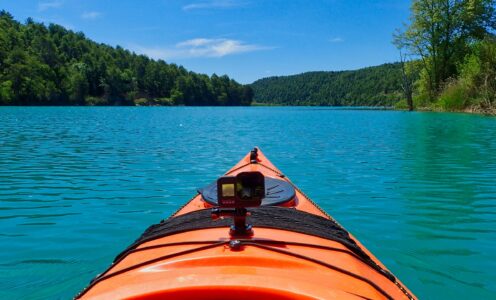 Kayak al pantà de Sant Ponç (La volta al pantà. Activitat de 2/3 hores)